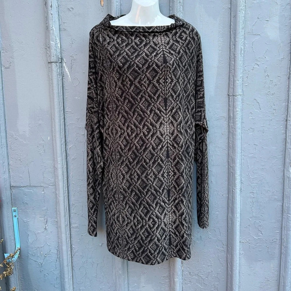 Norma Kamali Kamali  Culture Dress, size Small - Picture 2 of 11